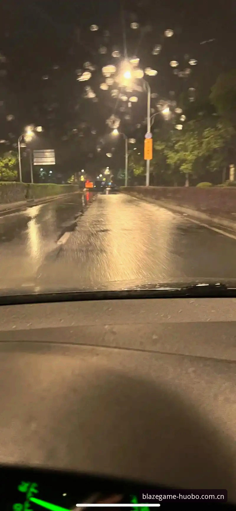2小时11分钟的大雨、3.2万人的等待：这场法国3-0背后藏着多少个数字秘密？